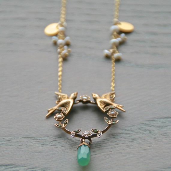 Golden Birds On Edwardian Jewelled Ring Necklace