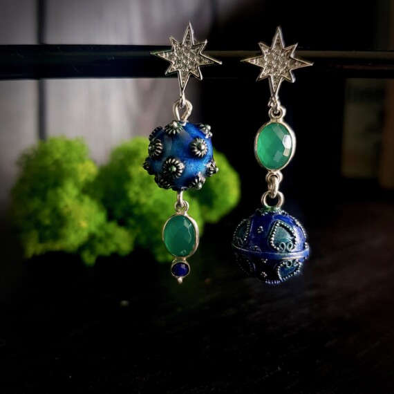 Sputnik Earrings