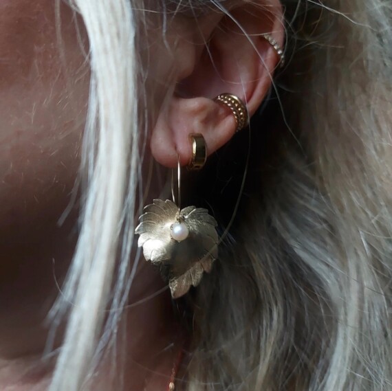 Golden Days Leaf earrings